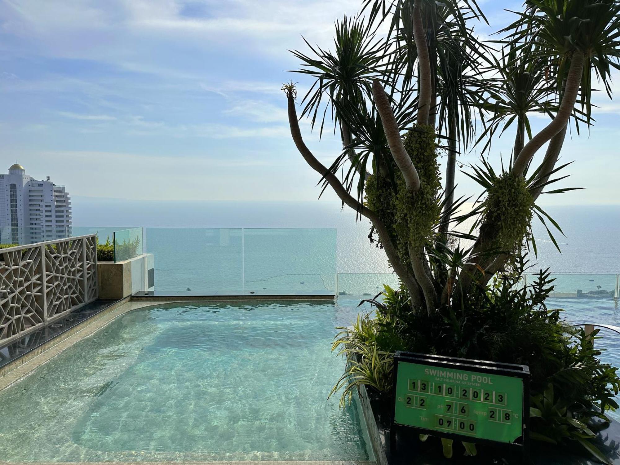 芭提雅高层海景奢华公寓the Riviera Jomtien生香家直达海滩2704 Екстер'єр фото