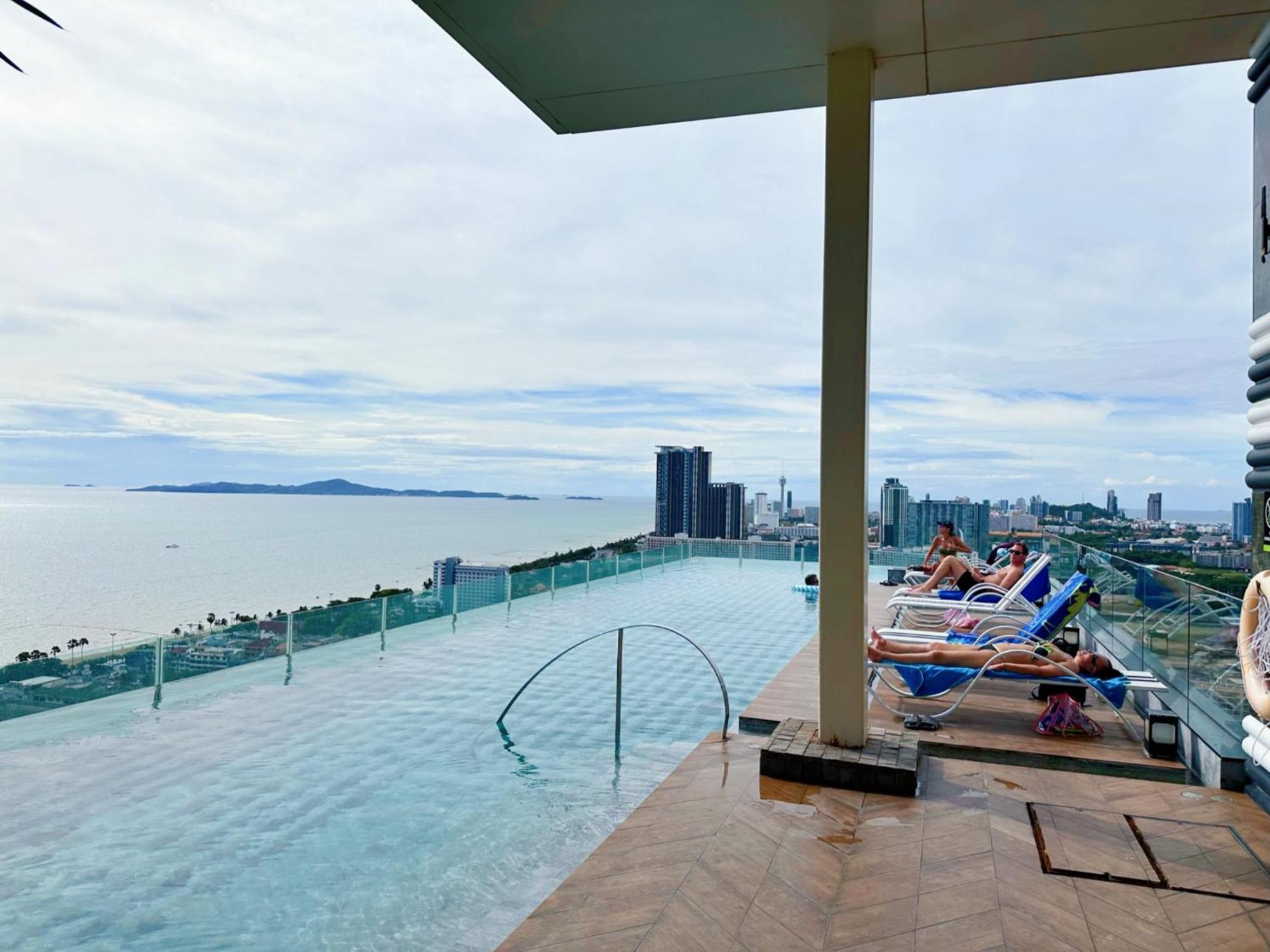 芭提雅高层海景奢华公寓the Riviera Jomtien生香家直达海滩2704 Екстер'єр фото