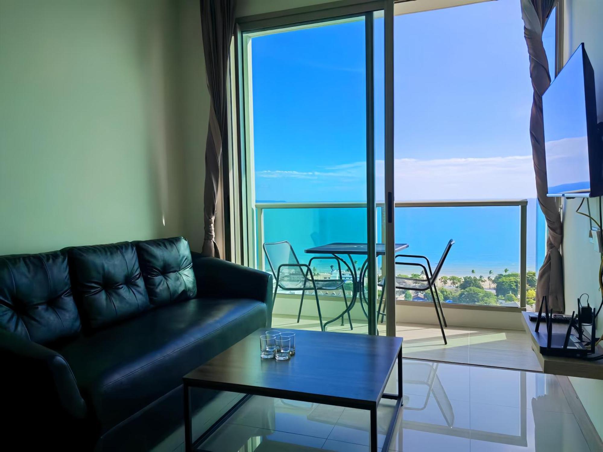 芭提雅高层海景奢华公寓the Riviera Jomtien生香家直达海滩2704 Екстер'єр фото